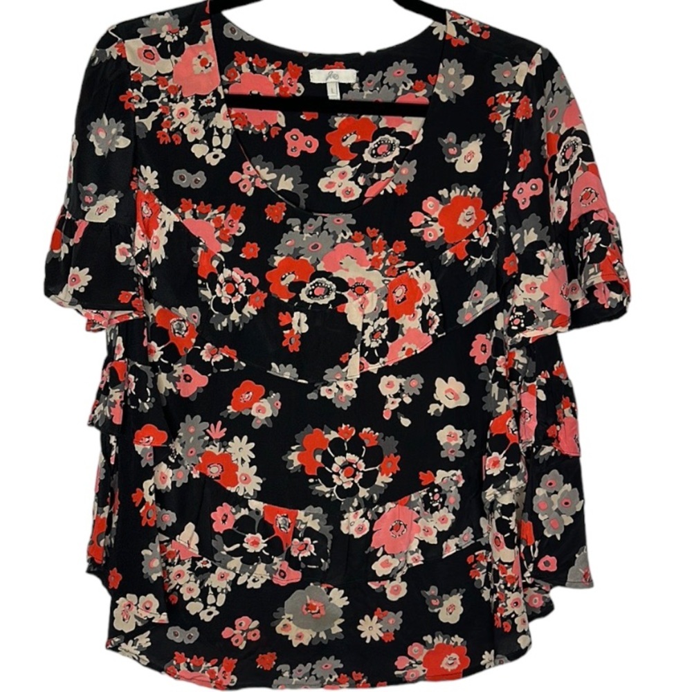 JOIE 100% Silk Black Floral Tiered Ruffle Short Sleeve Blouse | Size: Large